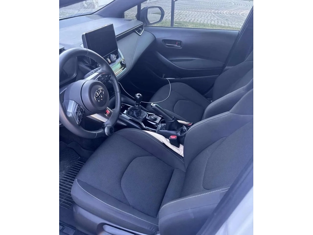 Toyota Corolla GR * CARFAX * АВТО КРЕДИТ * - автомобили, коли, обяви за нови и употребявани 4