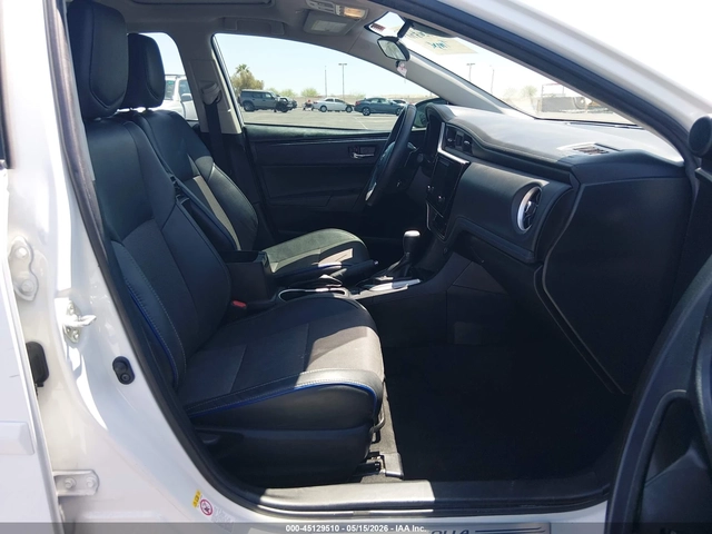 Toyota Corolla SE - автомобили, коли, обяви за нови и употребявани 4