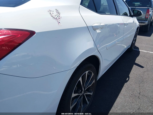 Toyota Corolla SE - автомобили, коли, обяви за нови и употребявани 6