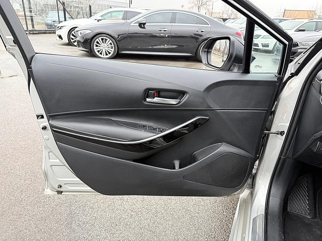 Toyota Corolla 2.0Hybrid GR-S-KAMERA-LED-XENON-DISTRONIK-ПОДГРЯВА - автомобили, коли, обяви за нови и употребявани 6