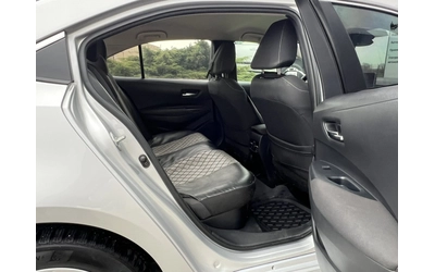 Toyota Corolla 1.8 HEV Executive - автомобили, коли, обяви за нови и употребявани 10