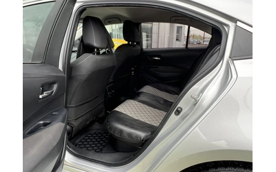 Toyota Corolla 1.8 HEV Executive - автомобили, коли, обяви за нови и употребявани 11