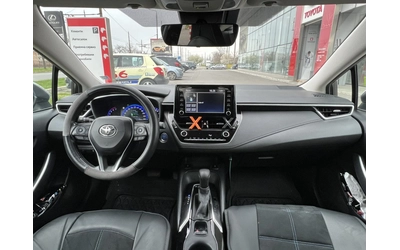 Toyota Corolla 1.8 HEV Executive - автомобили, коли, обяви за нови и употребявани 12
