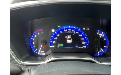 Toyota Corolla 1.8 HEV Executive - автомобили, коли, обяви за нови и употребявани 15