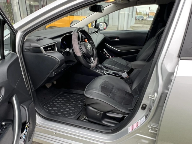 Toyota Corolla 1.8 HEV Executive - автомобили, коли, обяви за нови и употребявани 8