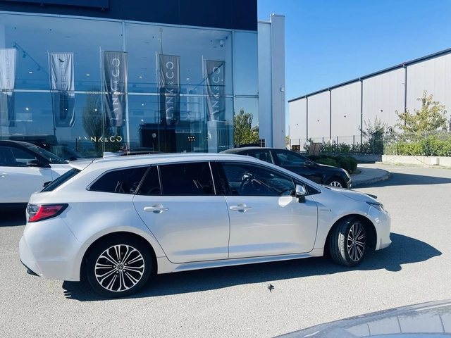 Toyota Corolla 2.0 HEV Touring Sport Executive Plus - автомобили, коли, обяви за нови и употребявани 2