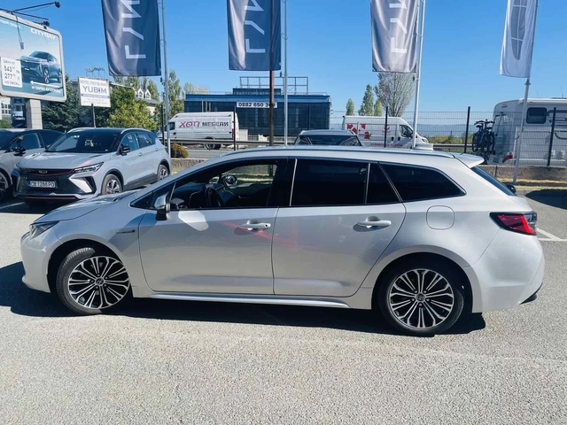 Toyota Corolla 2.0 HEV Touring Sport Executive Plus - автомобили, коли, обяви за нови и употребявани 6