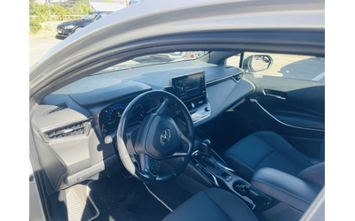 Toyota Corolla 2.0 HEV Touring Sport Executive Plus - автомобили, коли, обяви за нови и употребявани 8