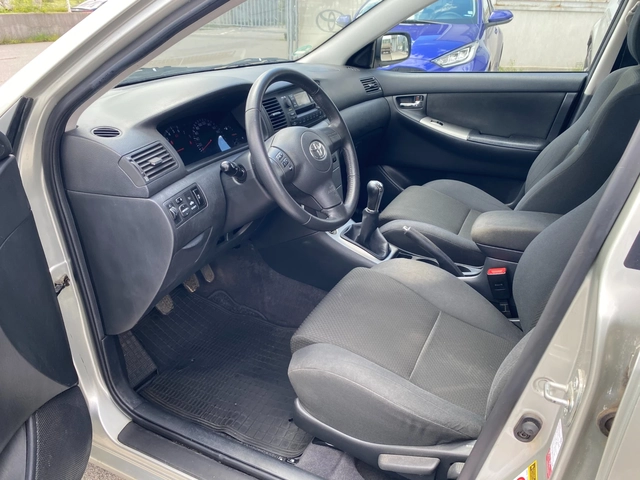 Toyota Corolla 1.4 SOL MT - автомобили, коли, обяви за нови и употребявани 15