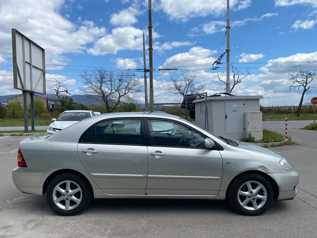Toyota Corolla 1.4 SOL MT - автомобили, коли, обяви за нови и употребявани 1