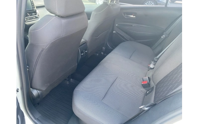 Toyota Corolla 1.8 HEV - автомобили, коли, обяви за нови и употребявани 11