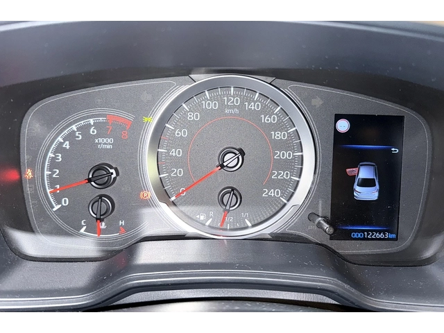 Toyota Corolla 1.5 МТ - автомобили, коли, обяви за нови и употребявани 10