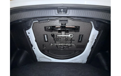 Toyota Corolla 1.5 МТ - автомобили, коли, обяви за нови и употребявани 11