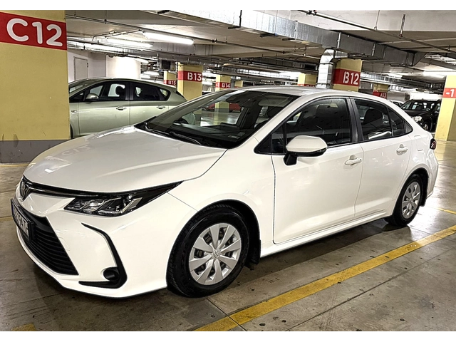 Toyota Corolla 1.5 МТ - автомобили, коли, обяви за нови и употребявани 1