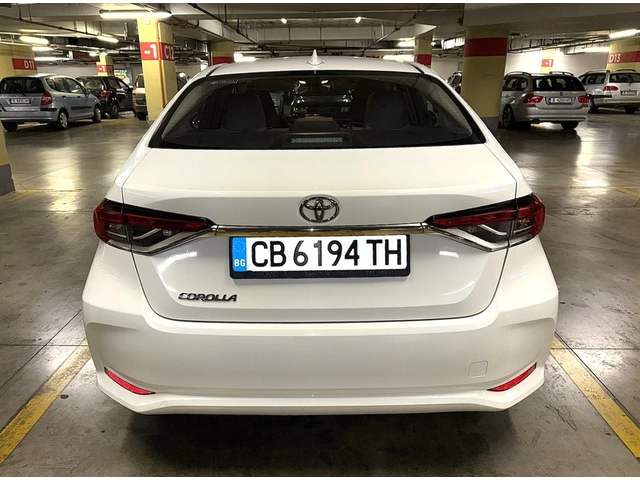 Toyota Corolla 1.5 МТ - автомобили, коли, обяви за нови и употребявани 5