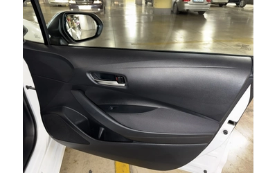 Toyota Corolla 1.5 МТ - автомобили, коли, обяви за нови и употребявани 8