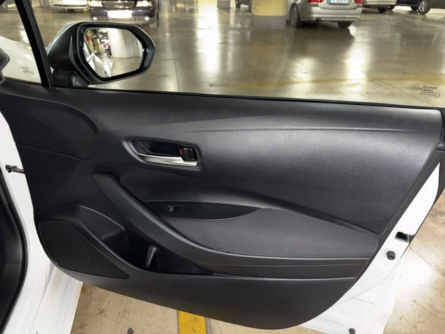Toyota Corolla 1.5 МТ - автомобили, коли, обяви за нови и употребявани 8