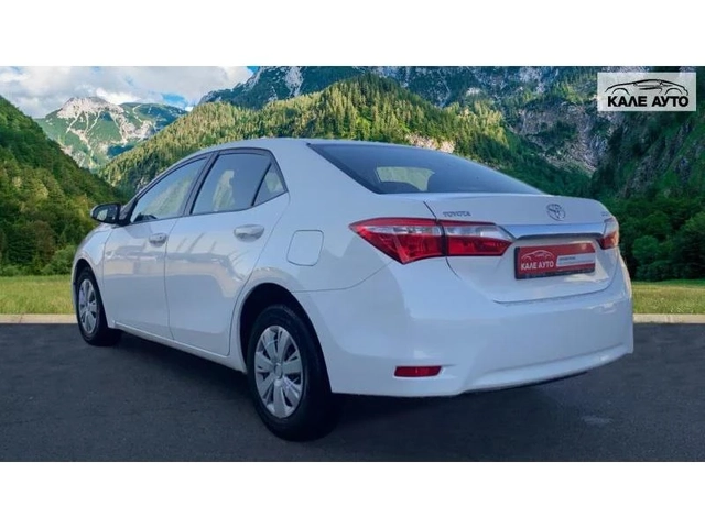 Toyota Corolla 1.4 D - автомобили, коли, обяви за нови и употребявани 1