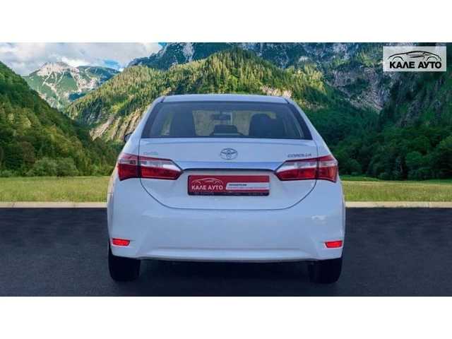 Toyota Corolla 1.4 D - автомобили, коли, обяви за нови и употребявани 3