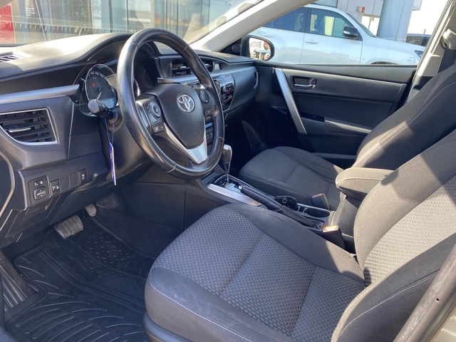 Toyota Corolla 1.6 AT - автомобили, коли, обяви за нови и употребявани 10