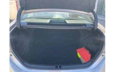 Toyota Corolla 1.6 AT - автомобили, коли, обяви за нови и употребявани 8