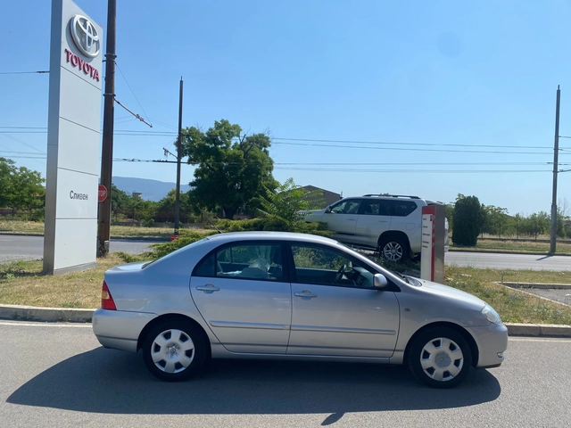 Toyota Corolla 1.4 SOL MT - автомобили, коли, обяви за нови и употребявани 2