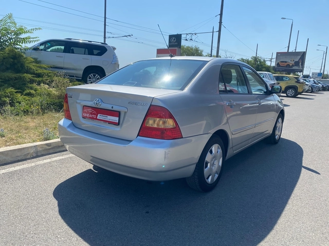 Toyota Corolla 1.4 SOL MT - автомобили, коли, обяви за нови и употребявани 3