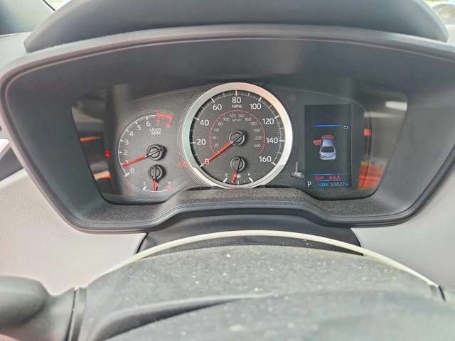 Toyota Corolla SE - автомобили, коли, обяви за нови и употребявани 8