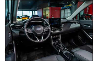 Toyota Corolla Toyota Corolla Cross  - автомобили, коли, обяви за нови и употребявани 9