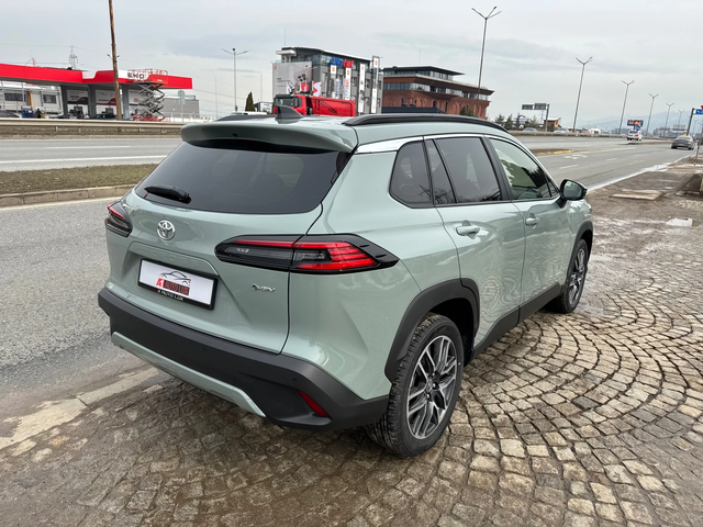 Toyota Corolla Cross 2.0 HEV Executive Plus - автомобили, коли, обяви за нови и употребявани 6