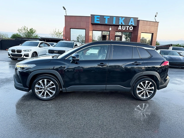 Toyota Corolla Cross 2.0Hybrid-4x4-Navi-Led-Bixenon-Kamera-Подгряване-! - автомобили, коли, обяви за нови и употребявани 3