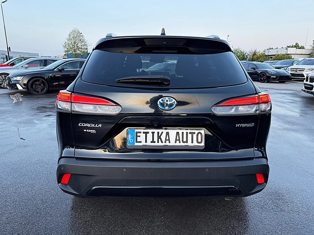 Toyota Corolla Cross 2.0Hybrid-4x4-Navi-Led-Bixenon-Kamera-Подгряване-! - автомобили, коли, обяви за нови и употребявани 4