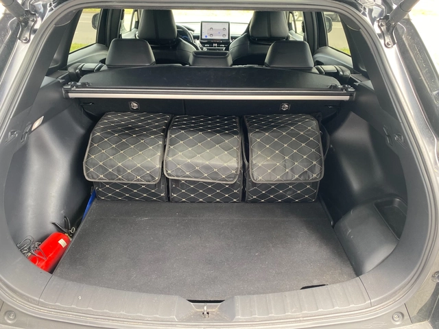 Toyota Corolla Cross 2.0 HEV Luxury FWD - автомобили, коли, обяви за нови и употребявани 16