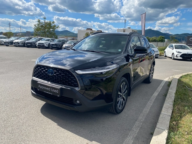 Toyota Corolla Cross 2.0 HEV Luxury FWD - автомобили, коли, обяви за нови и употребявани 2