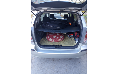 Toyota Corolla verso 1,8, 129 к.с. - автомобили, коли, обяви за нови и употребявани 8