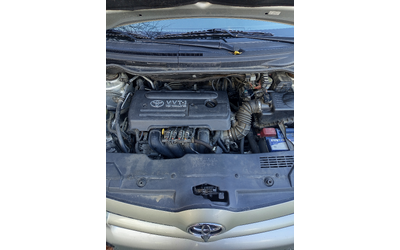 Toyota Corolla verso 1,8, 129 к.с. - автомобили, коли, обяви за нови и употребявани 9