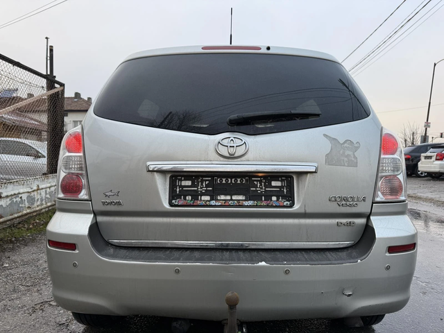 Toyota Corolla verso 2, 200D4D EURO4 - автомобили, коли, обяви за нови и употребявани 4