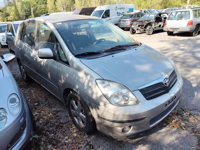 Toyota Corolla verso 2, 0d 90ps - автомобили, коли, обяви за нови и употребявани 1