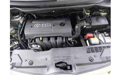 Toyota Corolla verso 1, 6i 110ps - автомобили, коли, обяви за нови и употребявани 13