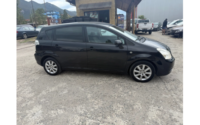 toyota-corolla-verso - 4