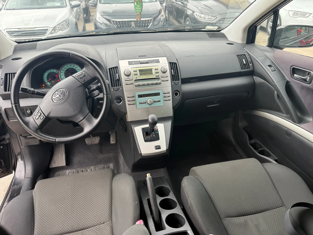 Toyota Corolla verso 1.8i 7места автомат - автомобили, коли, обяви за нови и употребявани 6
