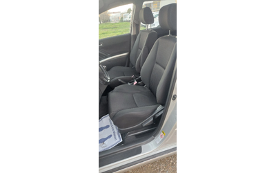 Toyota Corolla verso 2.2 d4d - автомобили, коли, обяви за нови и употребявани 9