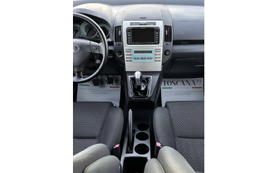 Toyota Corolla verso 2.2d4d* 136к.с.* Face* Navi* Лизинг - автомобили, коли, обяви за нови и употребявани 6