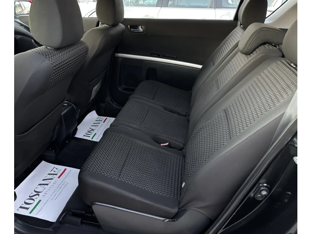 Toyota Corolla verso 2.2d4d* 136к.с.* Face* Navi* Лизинг - автомобили, коли, обяви за нови и употребявани 9