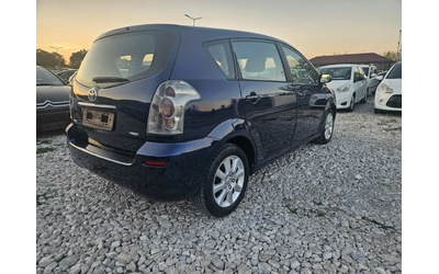 toyota-corolla-verso - 4