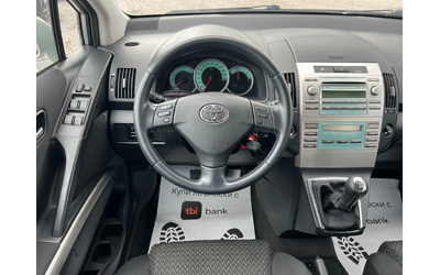 Toyota Corolla verso 2.2 D4D - автомобили, коли, обяви за нови и употребявани 10