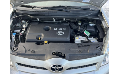 Toyota Corolla verso 2.2 D4D 136к 6 СКОРОСТИ КЛИМАТРОНИК АВТОПИЛОТ - автомобили, коли, обяви за нови и употребявани 15