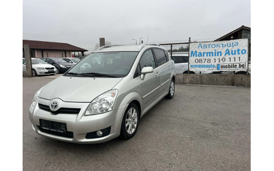 toyota-corolla-verso - 0