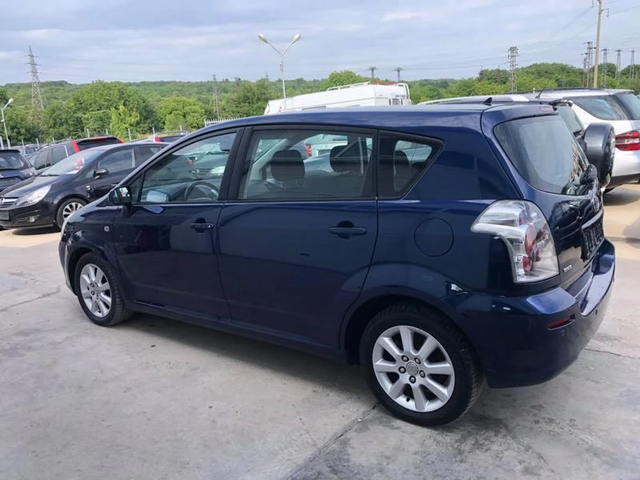Toyota Corolla verso 2.2d4d 136k. UNIKAT - автомобили, коли, обяви за нови и употребявани 3