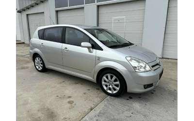 Toyota Corolla verso 2.0D4D 116k.c* 7 места* UNIKAT* - автомобили, коли, обяви за нови и употребявани 12